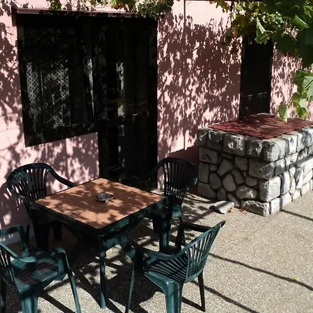 Apartmani Mediteran Vrh  Exterior photo