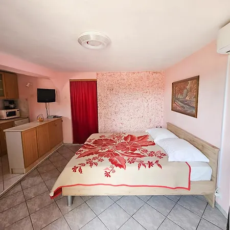Apartmani Mediteran Vrh  Exterior photo